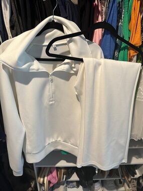 Just Like SPANX AIR ESSENTIALS WHITE Quarter-Zip Pullover Set